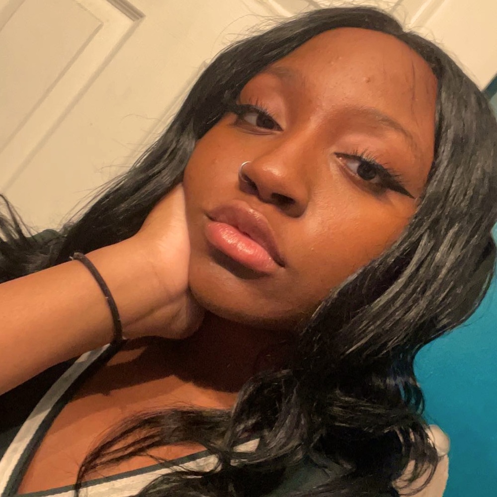 Meet your Posher, Kiah